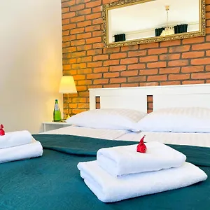 H&t Szeroka 24 Gdańsk